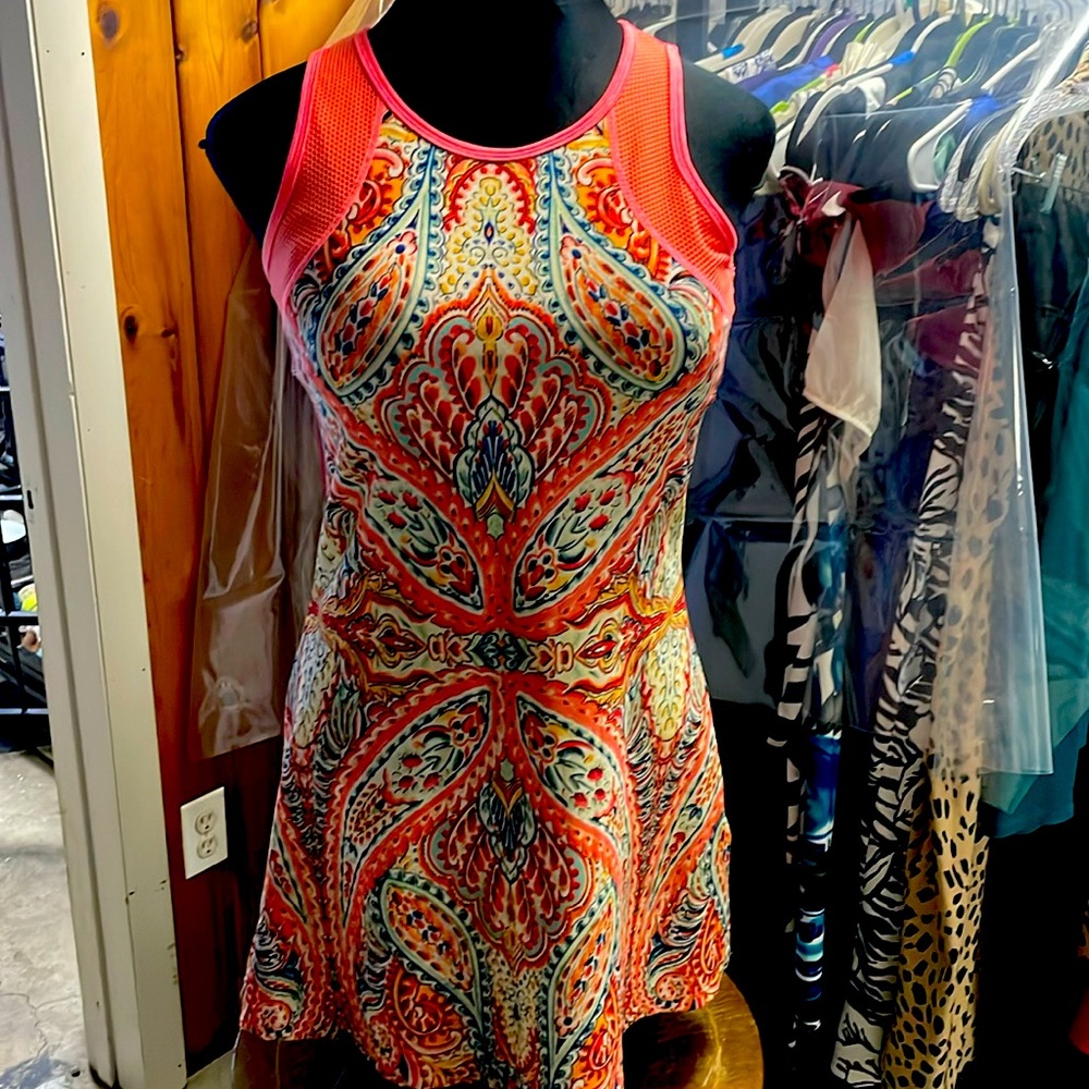 Athletic dress / sporty stretch knit mini dress excellent condition